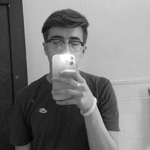 Meet your Posher, Cameron